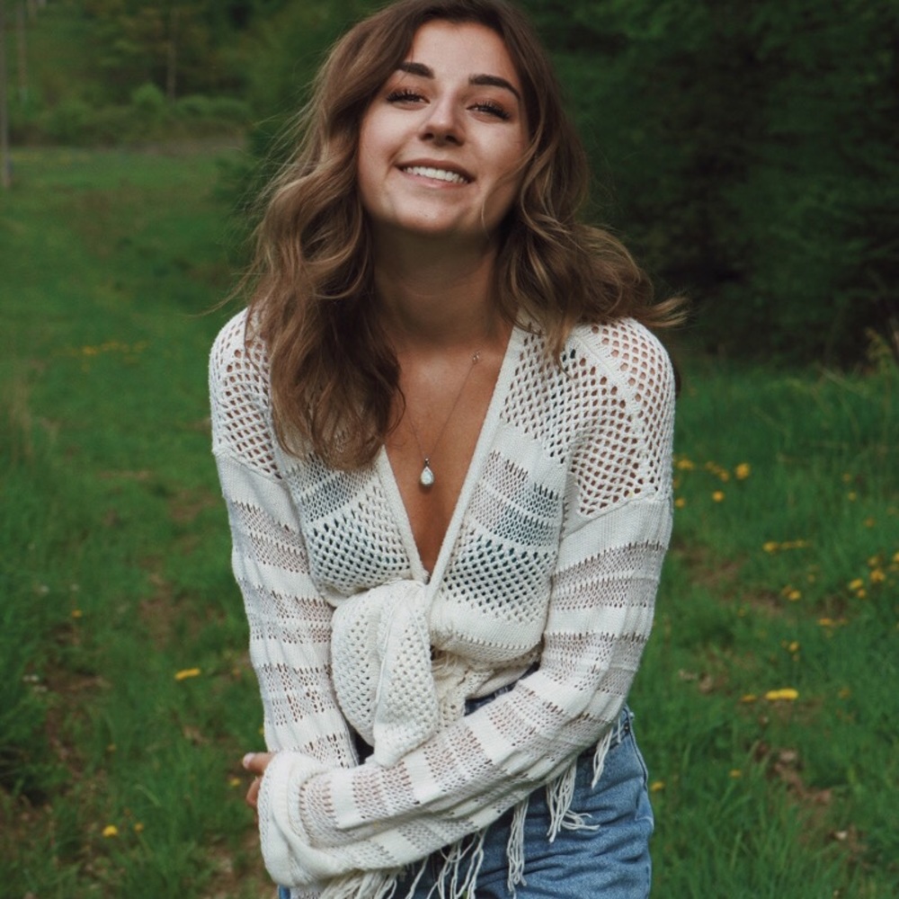 Meet your Posher, Emma